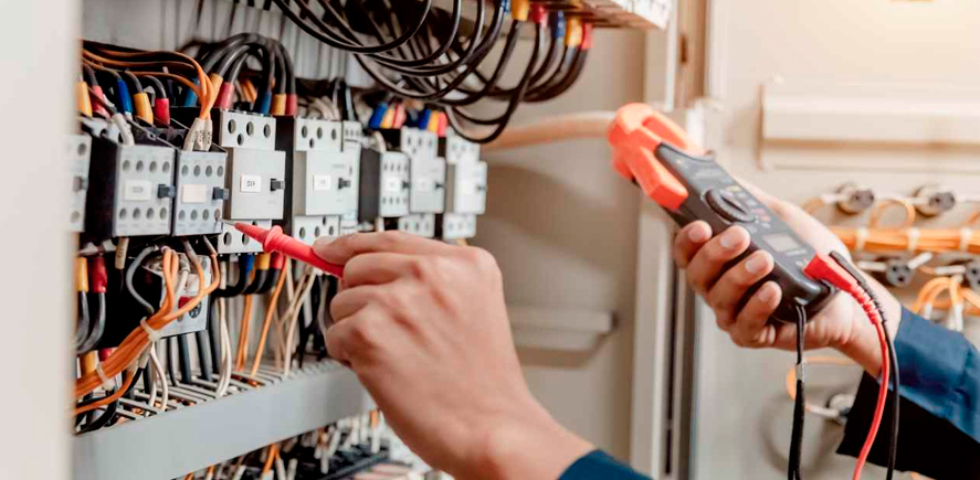 Cómo elegir un buen electricista