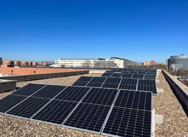Isla Solar instala paneles solares en el IES Jimena Menéndez Pidal de Fuenlabrada