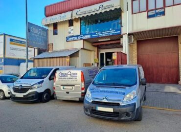 Cristalería Alcorcón expande su negocio de ventanas de aluminio y PVC a Málaga