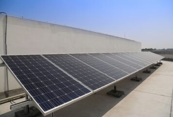 Instalar placas solares en el tejado: seguridad, ahorro y sostenibilidad garantizados por Solar360