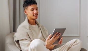 Grupo Lasser refuerza su apuesta por la domótica en viviendas con soluciones inteligentes y a medida